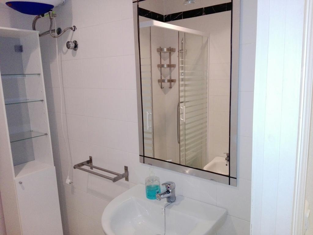 Céntrico Apartamento con Patio Privado Siviglia Esterno foto