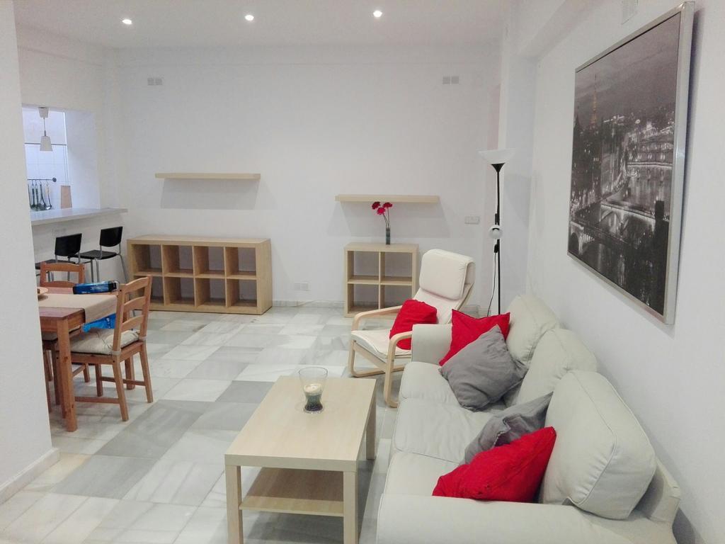 Céntrico Apartamento con Patio Privado Siviglia Esterno foto