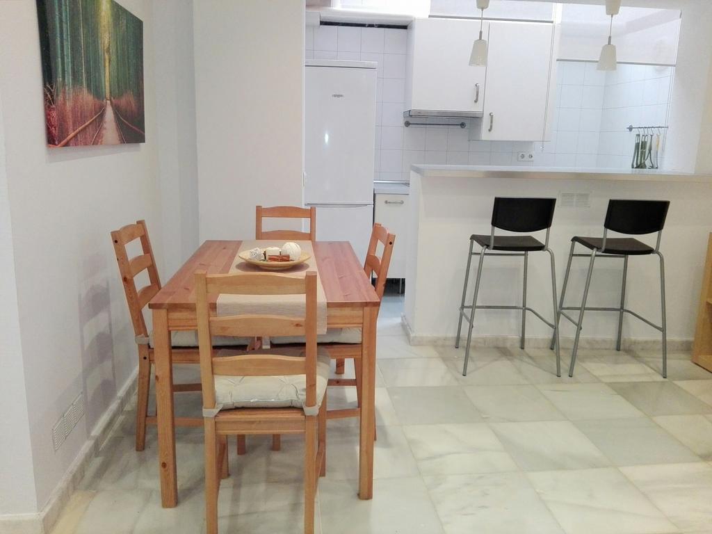 Céntrico Apartamento con Patio Privado Siviglia Esterno foto